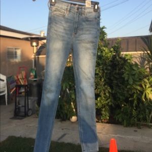 Hollister Ultra High Rise Jeggings